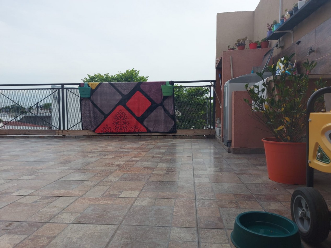 -RESERVADO- ALQUILER POR 1 AÑO DEPTO 2 AMBIENTES PARA PERSONA SOLA O PAREJA CON BALCON Y TERRAZA CON PARRILLA, CHUBUT 680 -SAN JOSE-