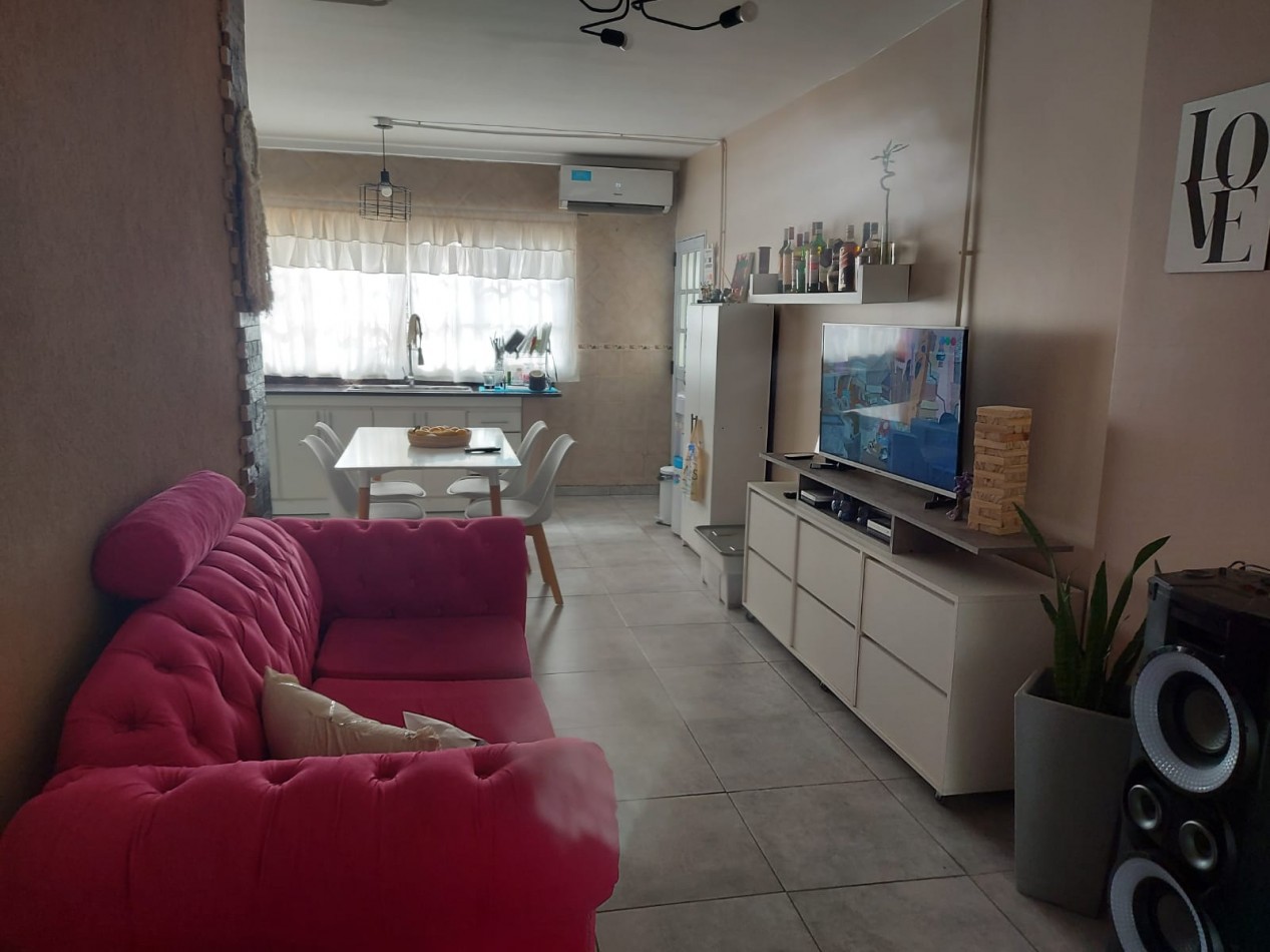 -RESERVADO- ALQUILER POR 1 AÑO DEPTO 2 AMBIENTES PARA PERSONA SOLA O PAREJA CON BALCON Y TERRAZA CON PARRILLA, CHUBUT 680 -SAN JOSE-