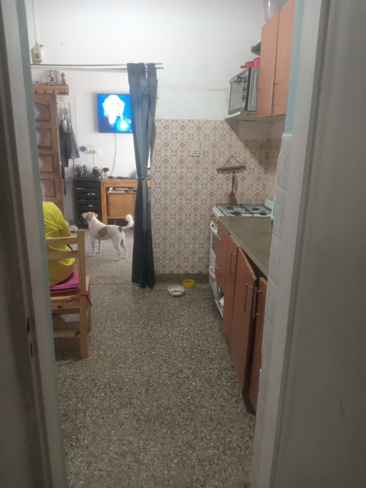 VENTA CASA MAS DEPARTAMENTO EXCELENTE ZONA,OPORTUNIDAD!!!!!!  DUCLOUT 500 -MONTE GRANDE- BAJO VALOR