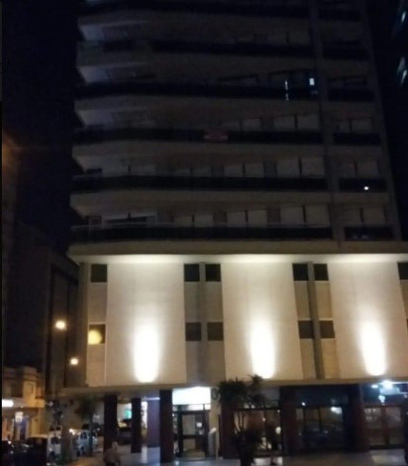 VENTA MONOAMBIENTE EN CENTRO DE MAR DEL PLATA, CORRIENTES 1500 -MAR DEL PLATA-