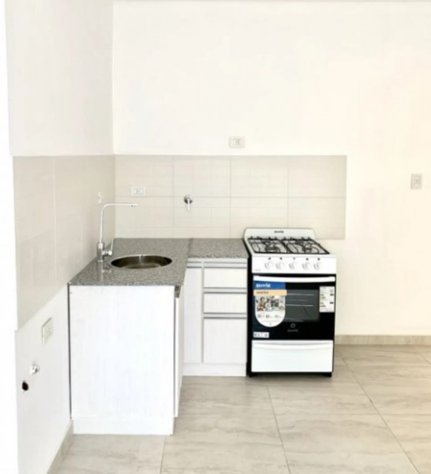 VENTA DEPTO 3 AMBIENTES A ESTRENAR CON BALCON, AV ADOLFO ALSINA 1600 -LOMAS DE ZAMORA-