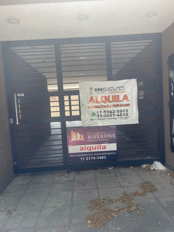 ALQUILER TRES CONSULTORIOS/OFICINAS CON BAÑO PRIVADO ARANA 288  P. B MONTE GRANDE