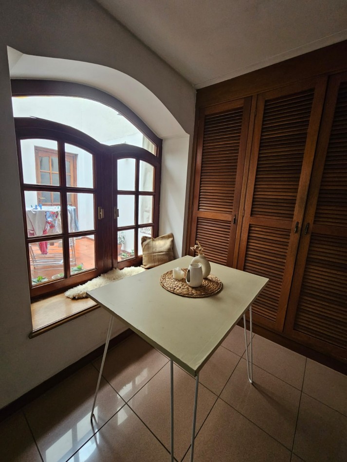 ALQUILER HERMOSO CHALET CON DETALLES DE GRAN CATEGORIA  GUEMES 1000  -TEMPERLEY ESTE- DISPONIBLE JUNIO 2025