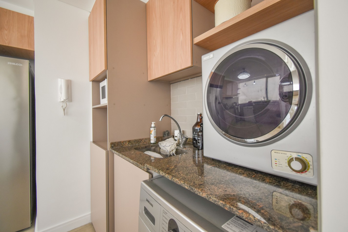 VENTA IMPRESIONANTE SEMIPISO AL FRENTE CON 3 DORMITORIOS, 2 COCHERAS Y AMENITIES, BELGRANO 1529 -BANFIELD-