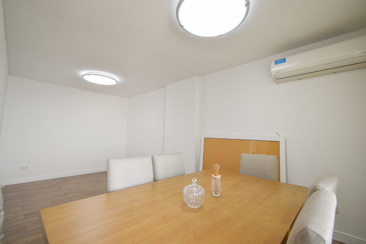 VENTA IMPRESIONANTE SEMIPISO AL FRENTE CON 3 DORMITORIOS, 2 COCHERAS Y AMENITIES, BELGRANO 1529 -BANFIELD-