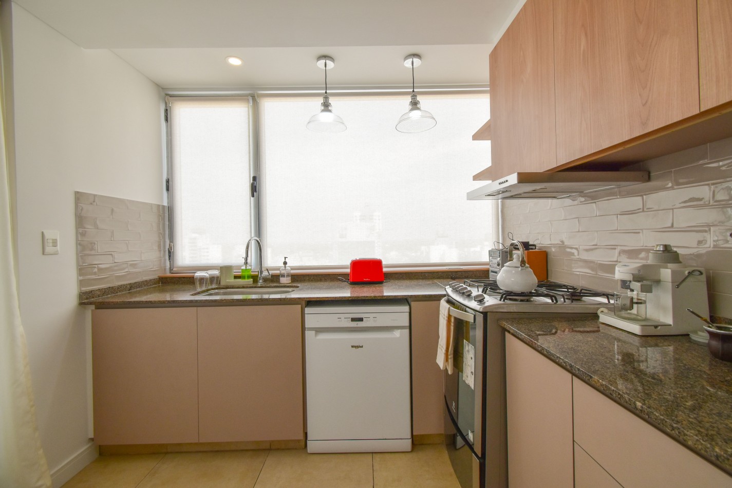 VENTA IMPRESIONANTE SEMIPISO AL FRENTE CON 3 DORMITORIOS, 2 COCHERAS Y AMENITIES, BELGRANO 1529 -BANFIELD-