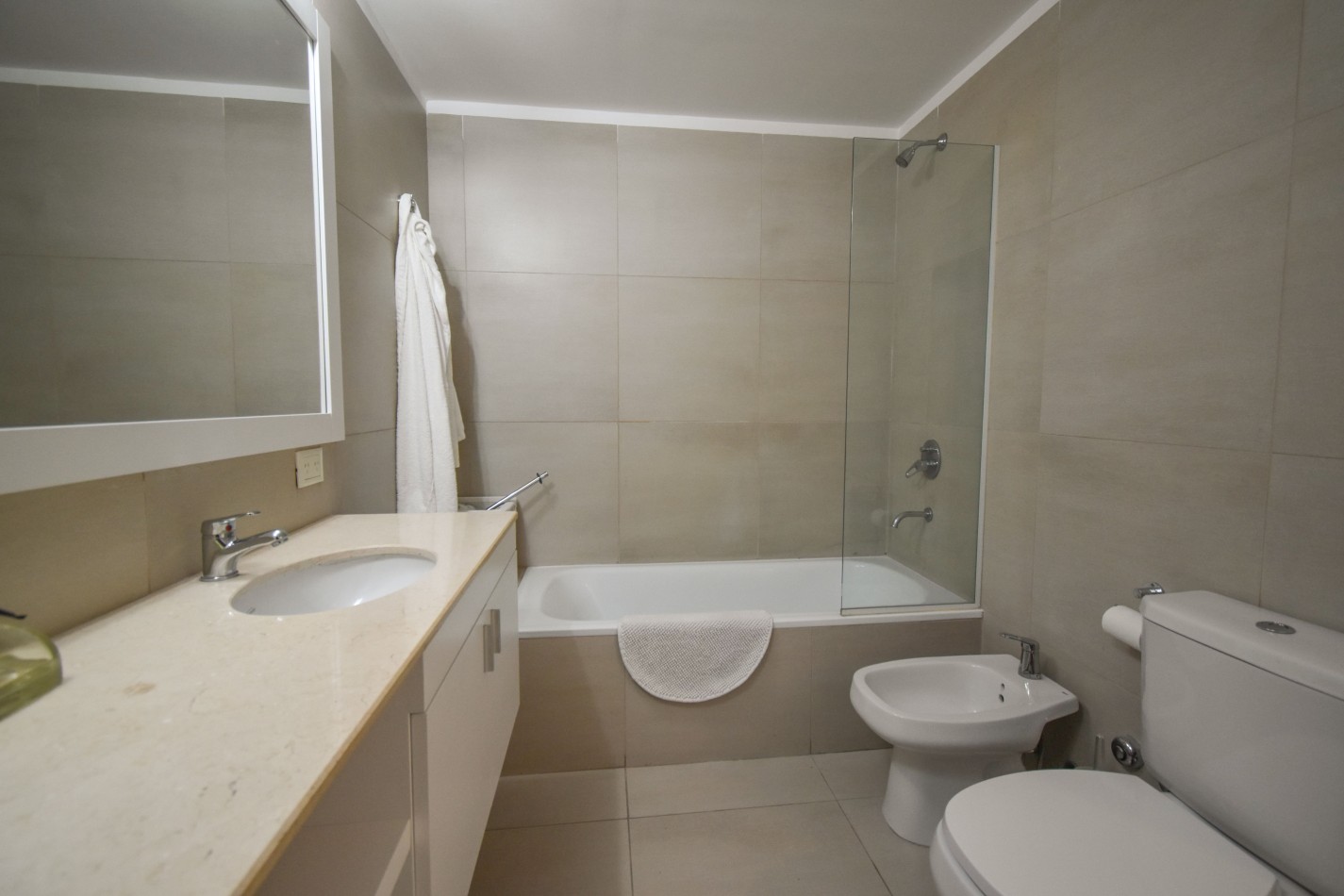 VENTA IMPRESIONANTE SEMIPISO AL FRENTE CON 3 DORMITORIOS, 2 COCHERAS Y AMENITIES, BELGRANO 1529 -BANFIELD-