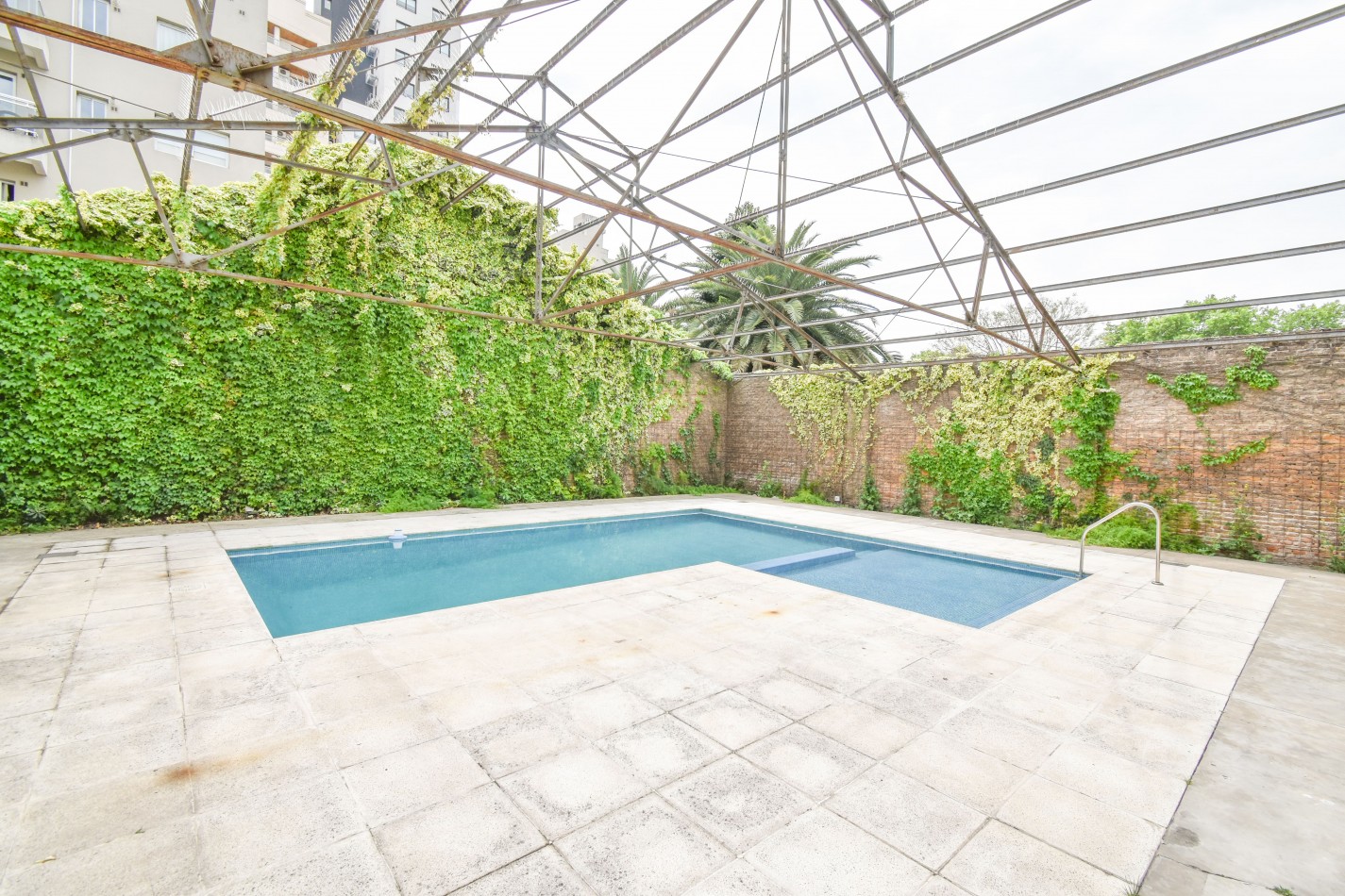 VENTA IMPRESIONANTE SEMIPISO AL FRENTE CON 3 DORMITORIOS, 2 COCHERAS Y AMENITIES, BELGRANO 1529 -BANFIELD-