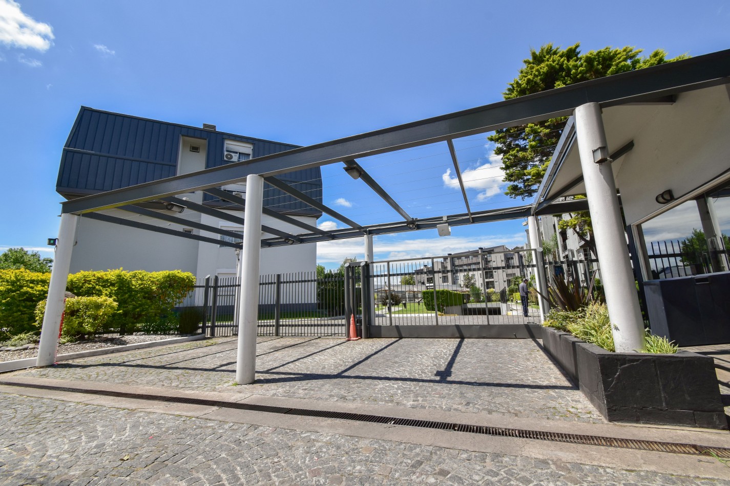 VENTA HERMOSO DEPARTAMENTO APTO CREDITO 3 AMBIENTES CON COCHERA COMPLEJO OLIDEN, OLIDEN 1180 -LOMAS DE ZAMORA-