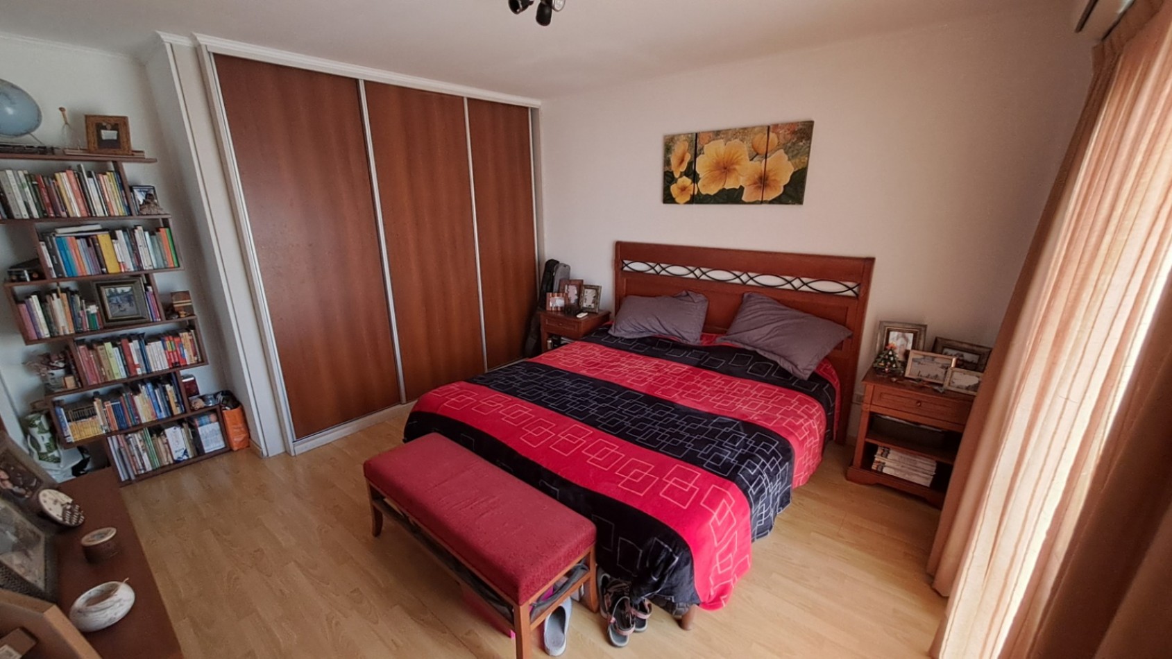 VENTA APTO CREDITO, DUPLEX 2 DORMITORIOS, PATIO INDEPENDIENTE Y LUGAR PARA GUARDAR EL AUTO DESCUBIERTO, P. IGLESIAS 200 -MONTE GRANDE-