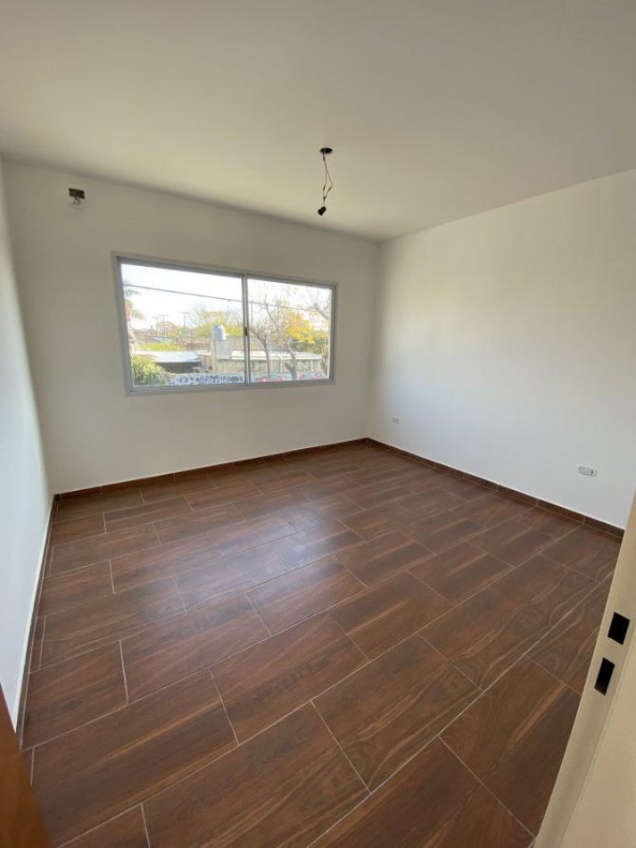 VENTA DUPLEX 3 AMBIENTES CON COCHERA A 4 CUADRAS DE CERRITO, RUBEN DARIO 500 -TEMPERLEY-