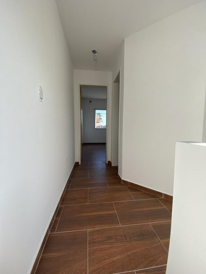 VENTA DUPLEX 3 AMBIENTES CON COCHERA A 4 CUADRAS DE CERRITO, RUBEN DARIO 500 -TEMPERLEY-