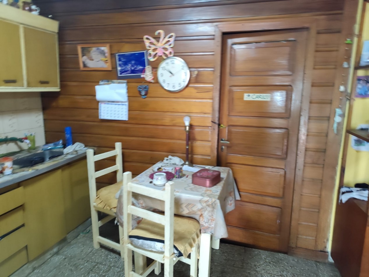 VENTA CASA TIPO CHALET CON DEPARTAMENTO AL FONDO, GARAJE SEMICUBIERTO, RUBEN DARIO 1100 -TEMPERLEY-