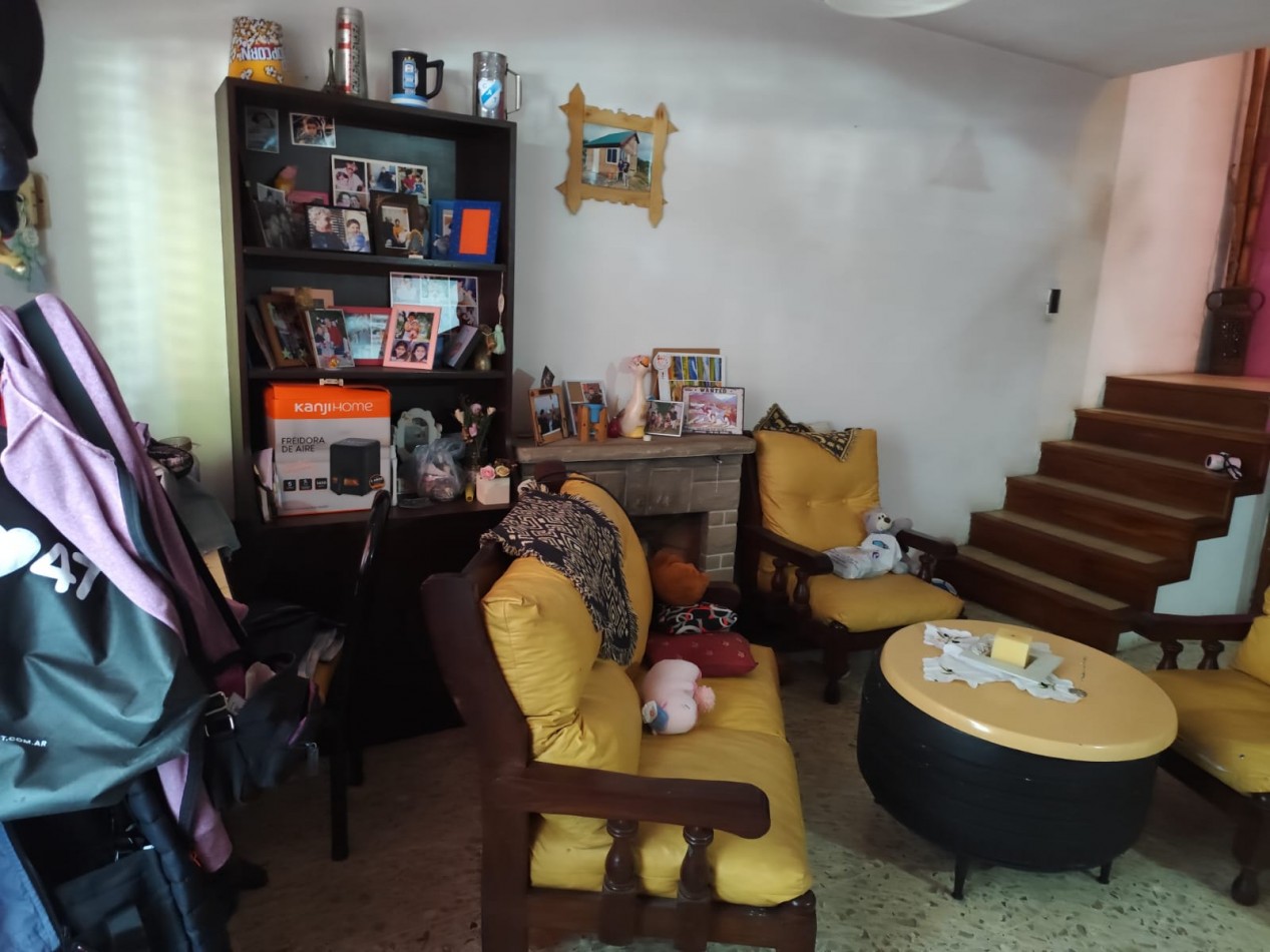 VENTA CASA TIPO CHALET CON DEPARTAMENTO AL FONDO, GARAJE SEMICUBIERTO, RUBEN DARIO 1100 -TEMPERLEY-