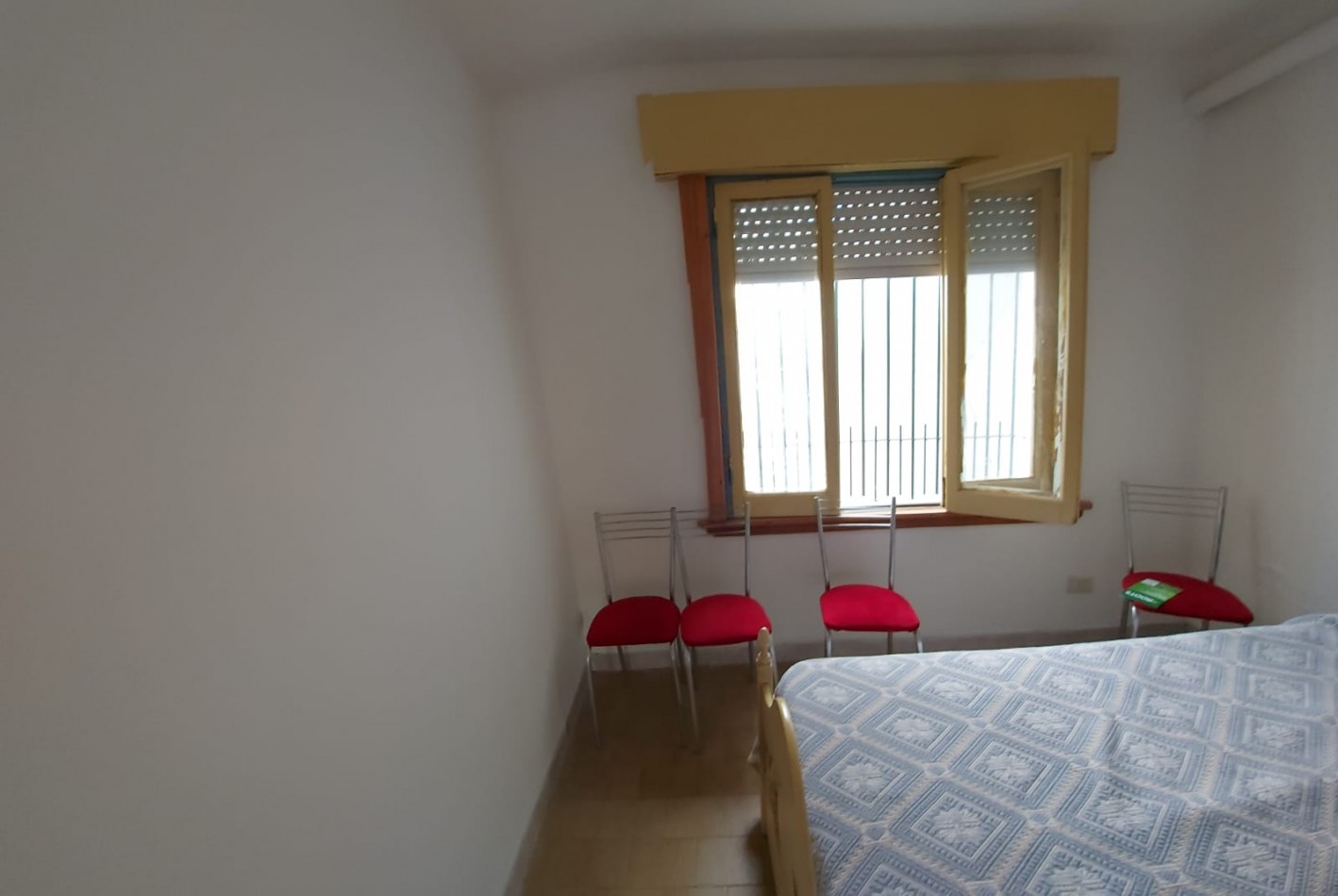 ALQUILER CASA 2 DORMITORIOS, A UNA CUADRA DE AV EVA PERON AL 1200, RIVADAVIA 1200 -TEMPERLEY-