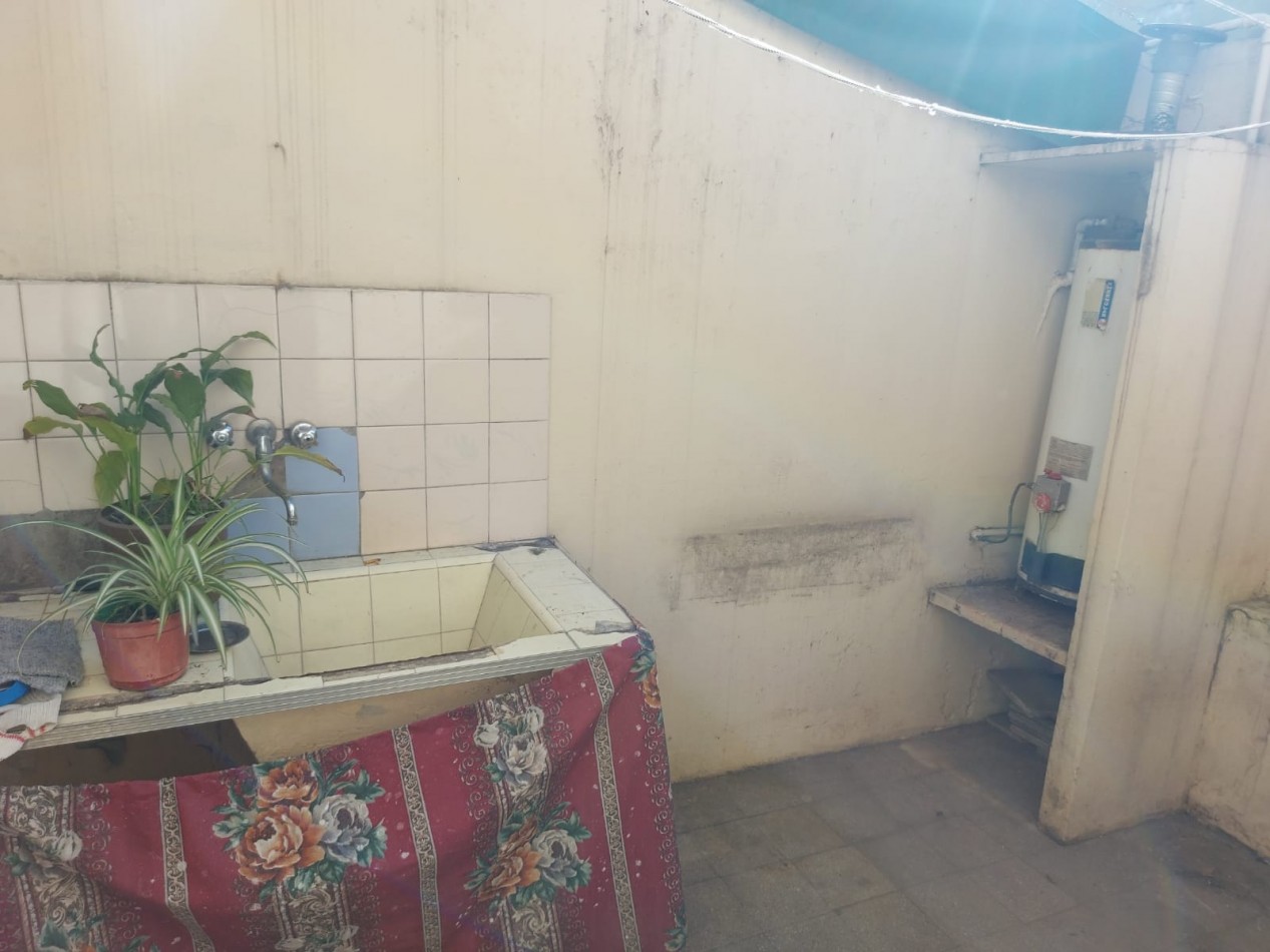 VENTA PH AL FRENTE TOTALMENTE INDEPENDIENTE 2 DORMITORIOS, PIROVANO 270 -TEMPERLEY-