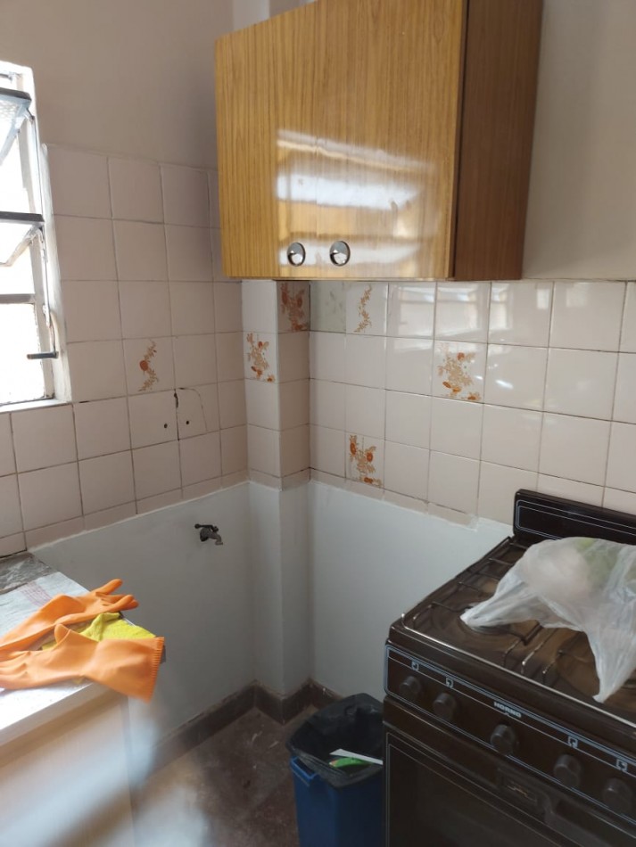 VENTA PH AL FRENTE TOTALMENTE INDEPENDIENTE 2 DORMITORIOS, PIROVANO 270 -TEMPERLEY-