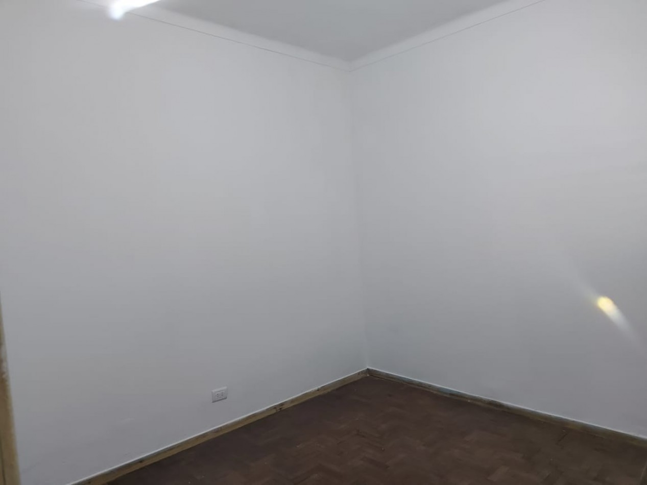 VENTA PH AL FRENTE TOTALMENTE INDEPENDIENTE 2 DORMITORIOS, PIROVANO 270 -TEMPERLEY-