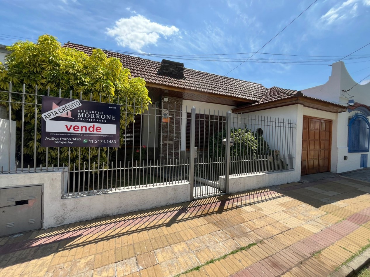 -NUEVO PRECIO- VENTA HERMOSA CASA APTA CREDITO, ESTADO IMPECABLE, GRAN LOTE, 3 DORMITORIOS, ALLEMANDRI 1500 -TEMPERLEY-