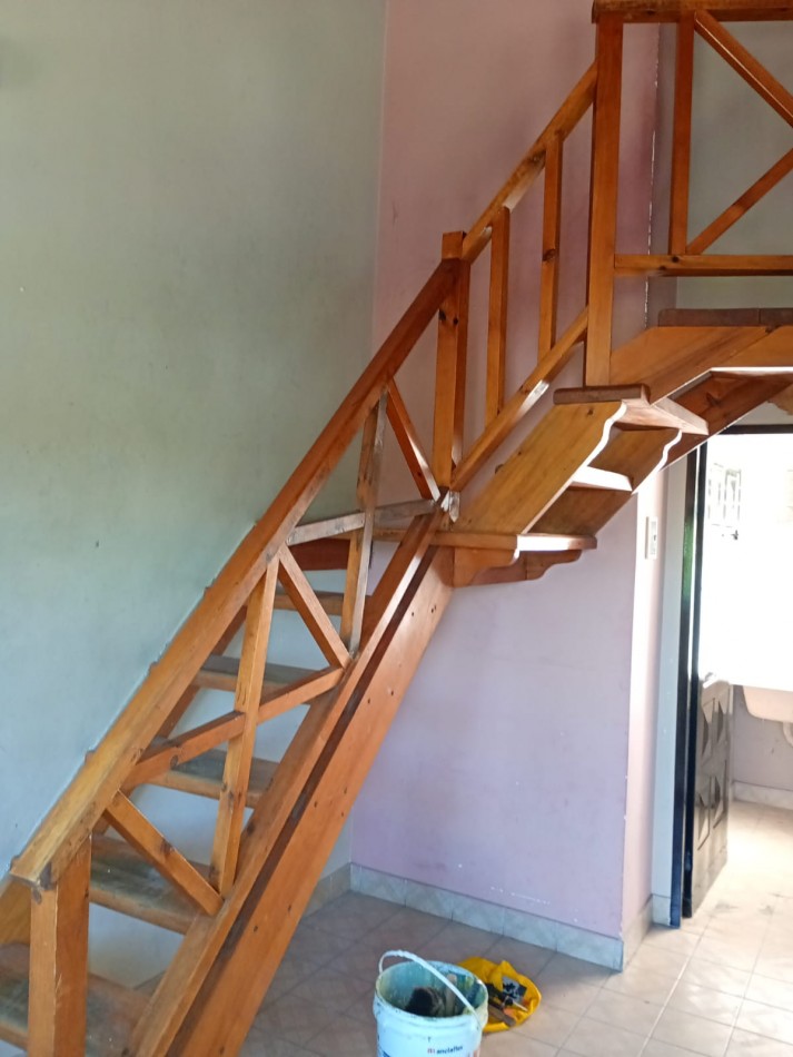 ALQUILER DEPARTAMENTO EN PLANTA ALTA 2 AMBIENTES CON INGRESO COMPARTIDO, AV EVA PERON 4347 -TEMPERLEY- 