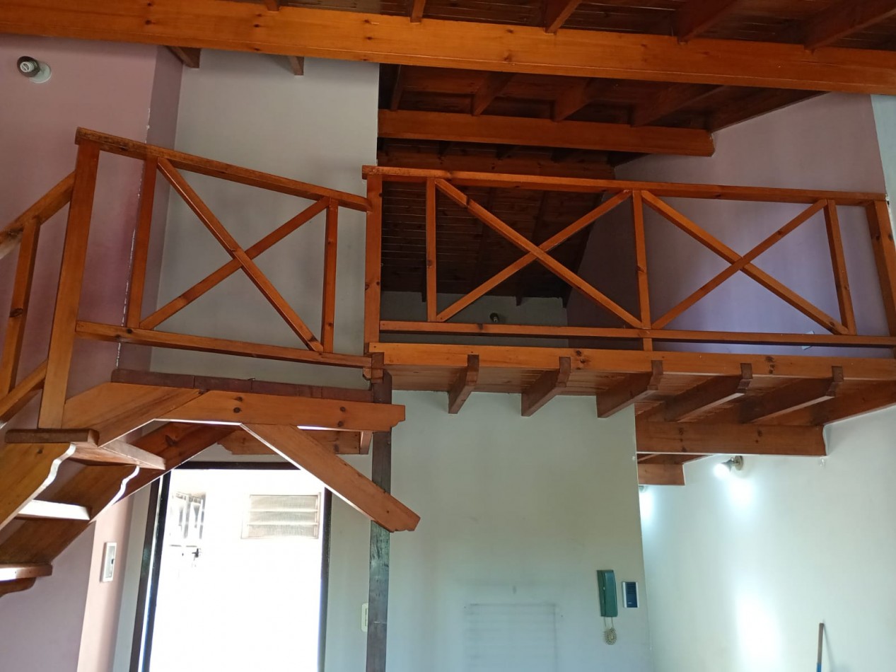 ALQUILER DEPARTAMENTO EN PLANTA ALTA 2 AMBIENTES CON INGRESO COMPARTIDO, AV EVA PERON 4347 -TEMPERLEY- 