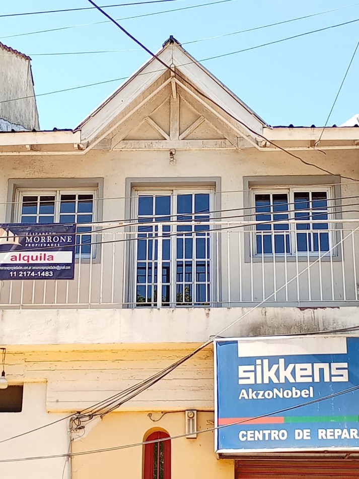 ALQUILER DEPARTAMENTO EN PLANTA ALTA 2 AMBIENTES CON INGRESO COMPARTIDO, AV EVA PERON 4347 -TEMPERLEY- 