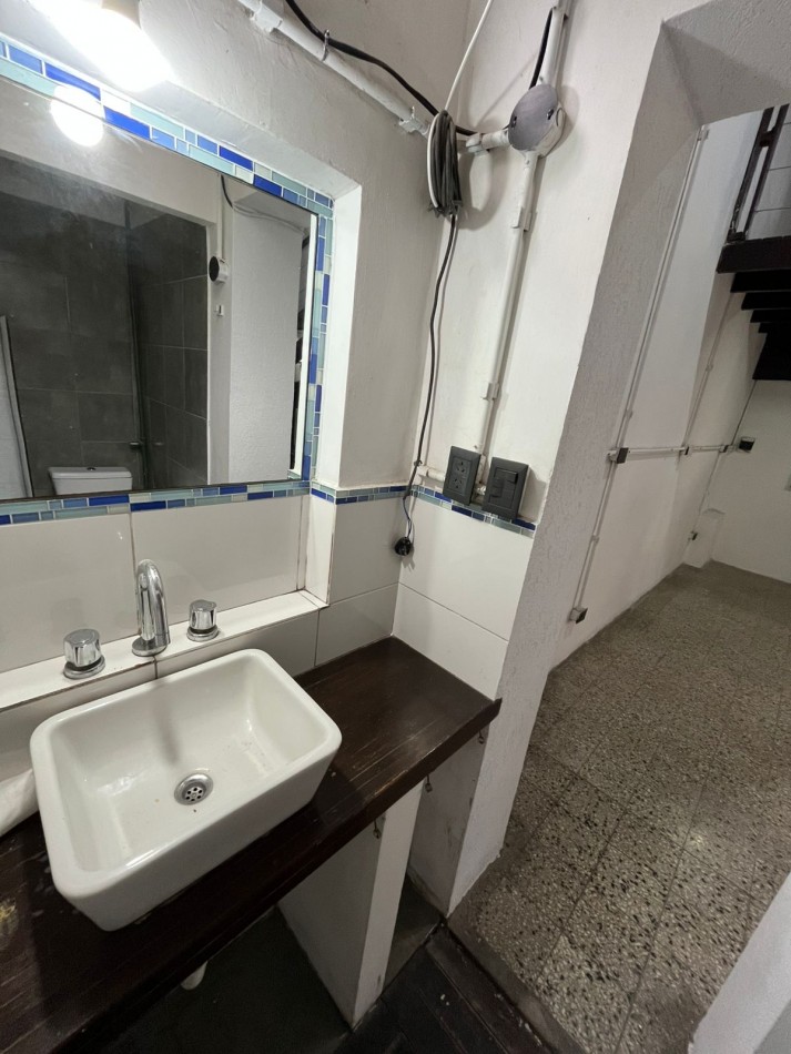 -RESERVADO- ALQUILER PARA VIVIENDA U OFICINA - DOS AMBIENTES-  SIN EXPENSAS  CASTELLI 1364 LOMAS DE ZAMORA