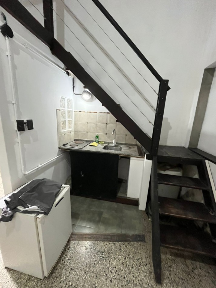 -RESERVADO- ALQUILER PARA VIVIENDA U OFICINA - DOS AMBIENTES-  SIN EXPENSAS  CASTELLI 1364 LOMAS DE ZAMORA