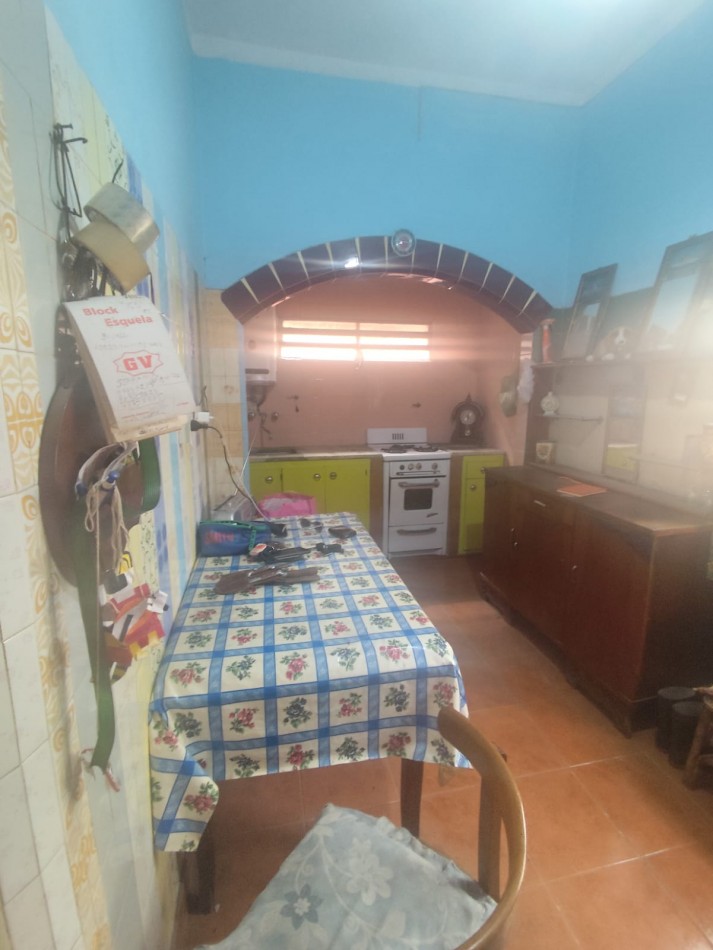 VENTA EN BLOQUE, OPORTUNIDAD, CASA CON LOTE PROPIO Y LOTE LINDERO, BOLAÑOS 3200 -MONTE CHINGOLO-