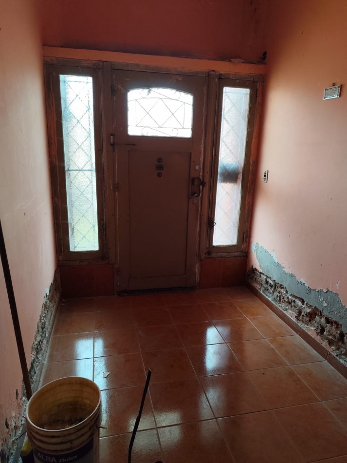 VENTA EN BLOQUE, OPORTUNIDAD, CASA CON LOTE PROPIO Y LOTE LINDERO, BOLAÑOS 3200 -MONTE CHINGOLO-
