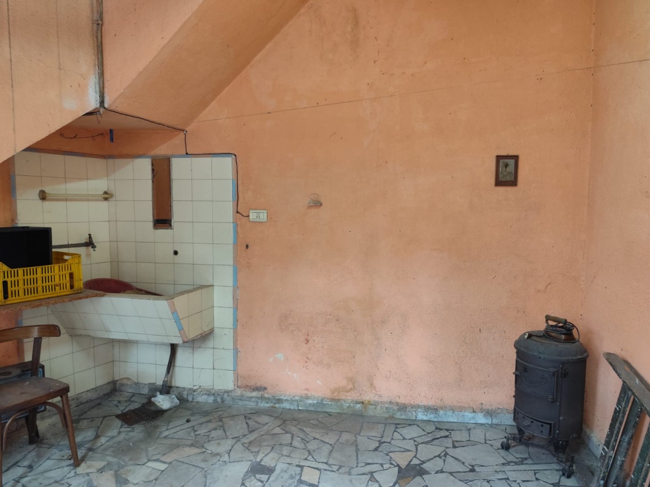 VENTA EN BLOQUE, OPORTUNIDAD, CASA CON LOTE PROPIO Y LOTE LINDERO, BOLAÑOS 3200 -MONTE CHINGOLO-