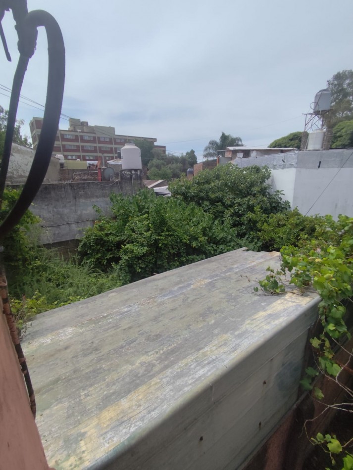 VENTA EN BLOQUE, OPORTUNIDAD, CASA CON LOTE PROPIO Y LOTE LINDERO, BOLAÑOS 3200 -MONTE CHINGOLO-