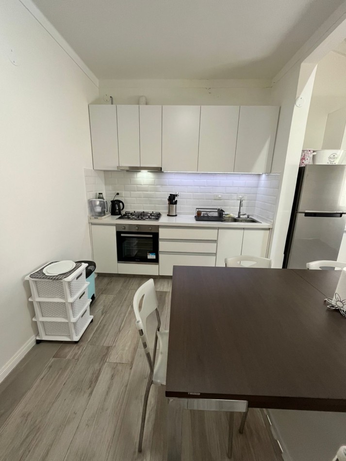 VENTA HERMOSO PH TIPO CASA AL FONDO, APTO CREDITO, 3 AMBIENTES CON PISCINA, PARRILLA Y JARDIN, DETALLES DE CATEGORIA, GUEMES 1085 -TEMPERLEY- 