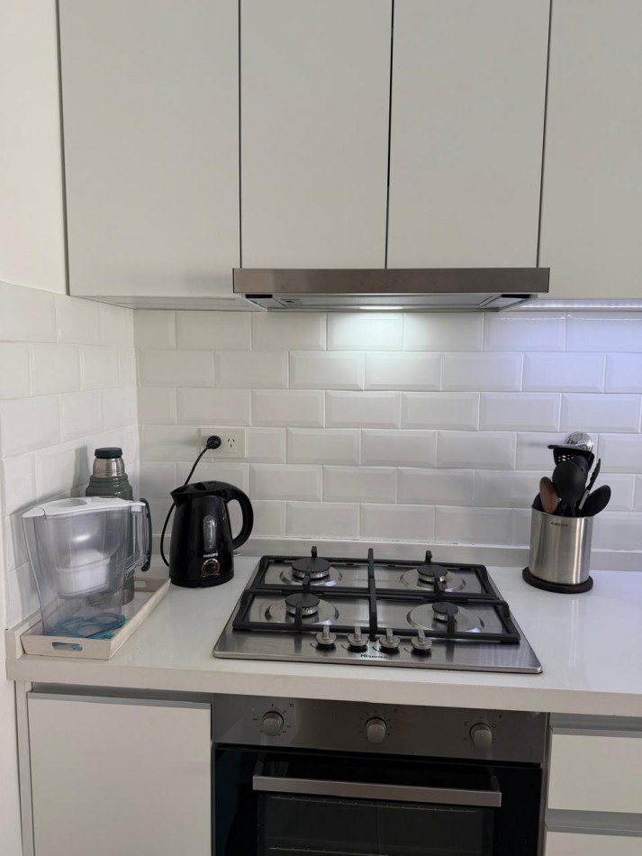 VENTA HERMOSO PH TIPO CASA AL FONDO, APTO CREDITO, 3 AMBIENTES CON PISCINA, PARRILLA Y JARDIN, DETALLES DE CATEGORIA, GUEMES 1085 -TEMPERLEY- 