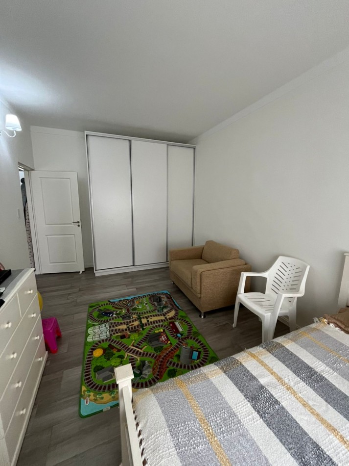 VENTA HERMOSO PH TIPO CASA AL FONDO, APTO CREDITO, 3 AMBIENTES CON PISCINA, PARRILLA Y JARDIN, DETALLES DE CATEGORIA, GUEMES 1085 -TEMPERLEY- 