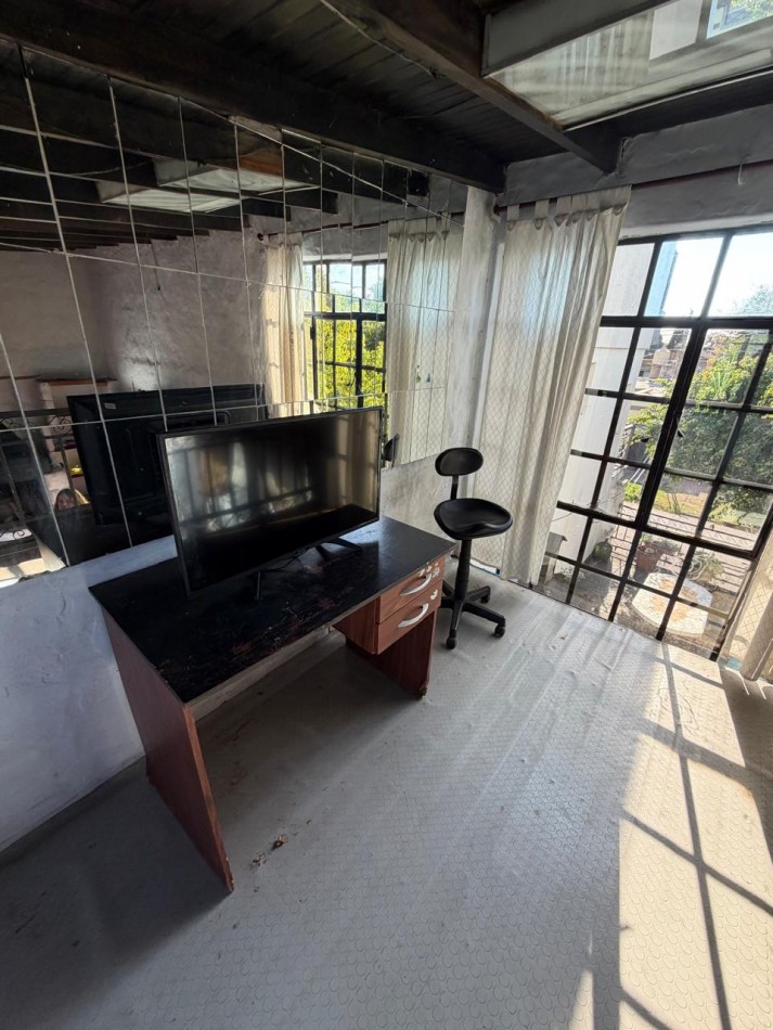 ALQUILER PH EN PLANTA ALTA, 3 AMBIENTES, CON ENTREPISO, TERRAZA Y SAUNA, JOAQUIN V. GONZALEZ 1079 -TEMPERLEY-