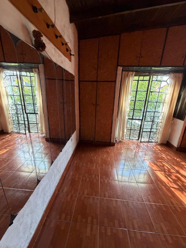 ALQUILER PH EN PLANTA ALTA, 3 AMBIENTES, CON ENTREPISO, TERRAZA Y SAUNA, JOAQUIN V. GONZALEZ 1079 -TEMPERLEY-