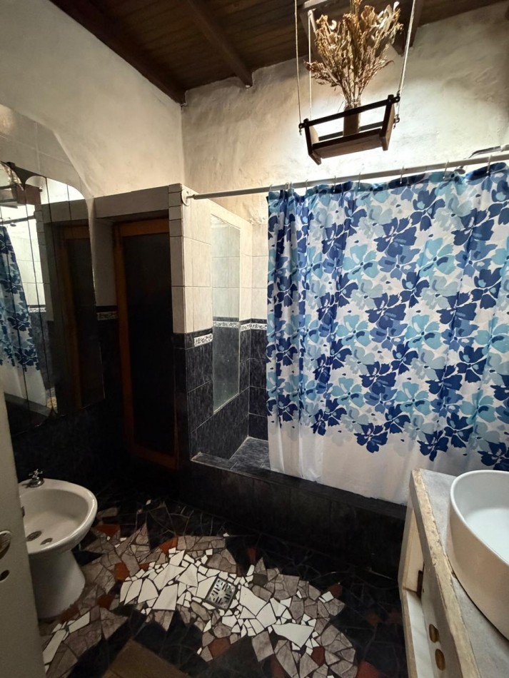 ALQUILER PH EN PLANTA ALTA, 3 AMBIENTES, CON ENTREPISO, TERRAZA Y SAUNA, JOAQUIN V. GONZALEZ 1079 -TEMPERLEY-