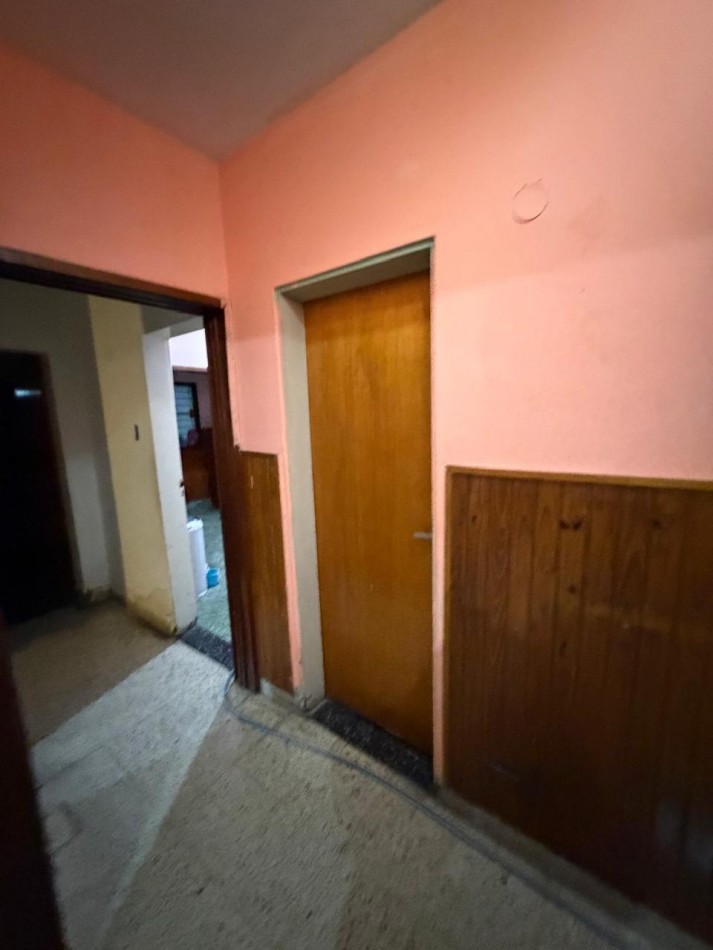 VENTA CHALET 4 AMBIENTES, A UNA CUADRA DE PASCO AL 2400, LA CALANDRIA 2436 -TEMPERLEY-