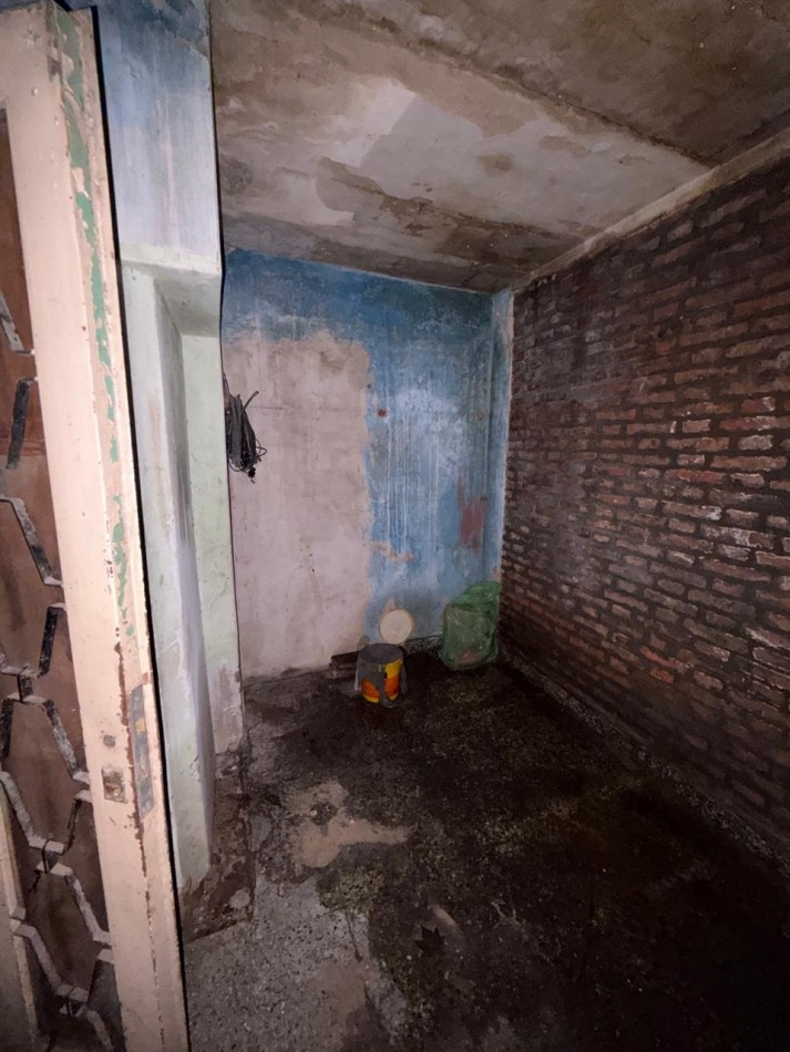 VENTA CHALET 4 AMBIENTES, A UNA CUADRA DE PASCO AL 2400, LA CALANDRIA 2436 -TEMPERLEY-