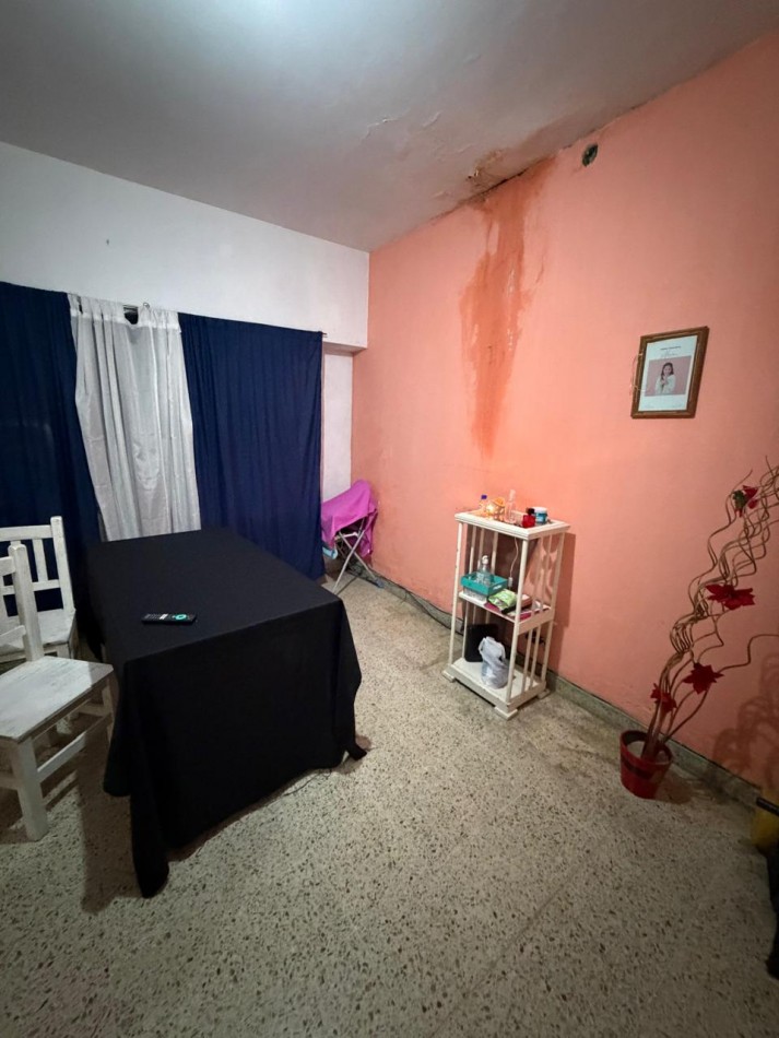 VENTA CHALET 4 AMBIENTES, A UNA CUADRA DE PASCO AL 2400, LA CALANDRIA 2436 -TEMPERLEY-