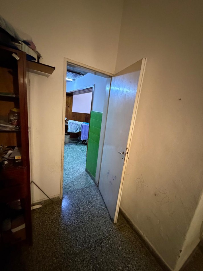 VENTA CHALET 4 AMBIENTES, A UNA CUADRA DE PASCO AL 2400, LA CALANDRIA 2436 -TEMPERLEY-