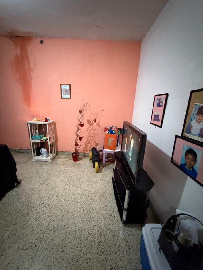 VENTA CHALET 4 AMBIENTES, A UNA CUADRA DE PASCO AL 2400, LA CALANDRIA 2436 -TEMPERLEY-