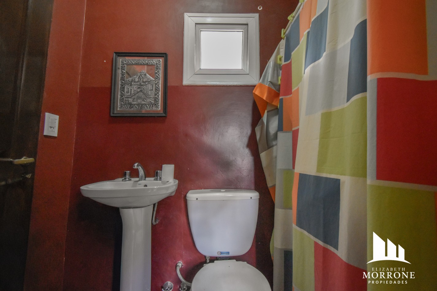 ALQUILER IMPONENTE CASA SEMIAMOBLADA 3 DORMITORIOS, QUINCHO, JACUZZI, COUNTRY EL RODAL -ESTEBAN ECHEVERRIA-