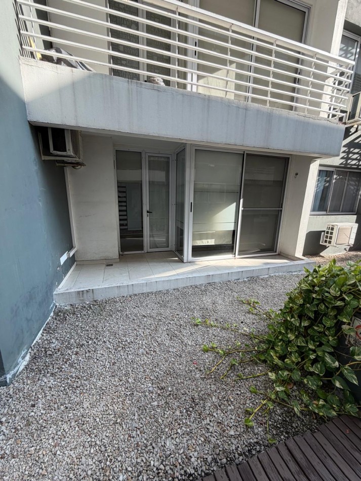 ALQUILER DEPARTAMENTO 2 AMBIENTES PLANTA BAJA, EXCELENTE UBICACION A 3 CUADRAS DE AV HIP. YRIGOYEN AL 9300, COLOMBRES 745 -LOMAS DE ZAMORA-