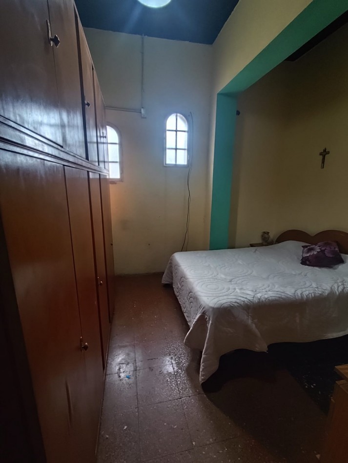 ALQUILER DEPARTAMENTO EN PLANTA BAJA 2 AMBIENTES AMUEBLADO, A UNA CUADRA DE AV EVA PERON AL 2100, MAHATMA GANDHI 1203 -TEMPERLEY-