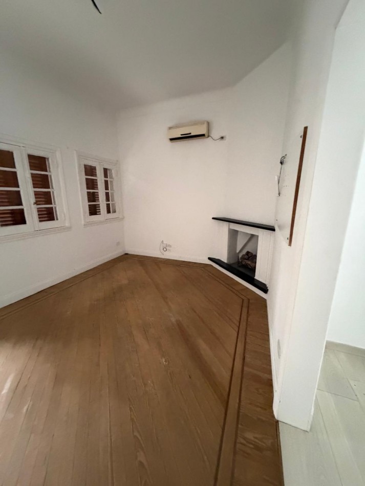 ALQUILER HERMOSA CASA, 3 AMBIENTES, TERRAZA CON PARRILLA, EXCELENTE UBICACION, LAVALLE 282 -BARRIO INGLES TEMPERLEY-