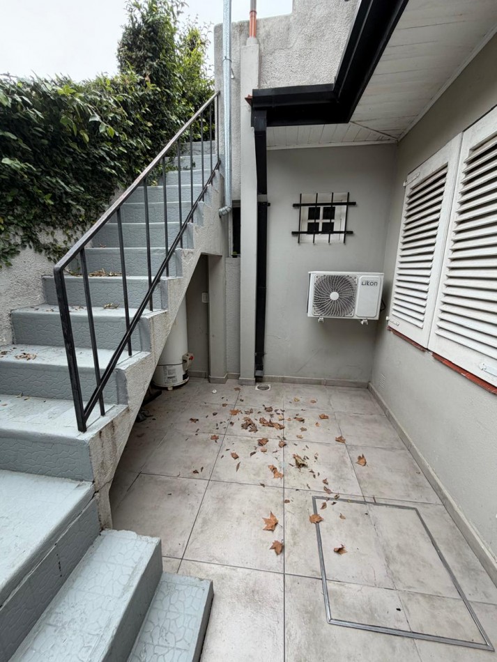 ALQUILER HERMOSA CASA, 3 AMBIENTES, TERRAZA CON PARRILLA, EXCELENTE UBICACION, LAVALLE 282 -BARRIO INGLES TEMPERLEY-