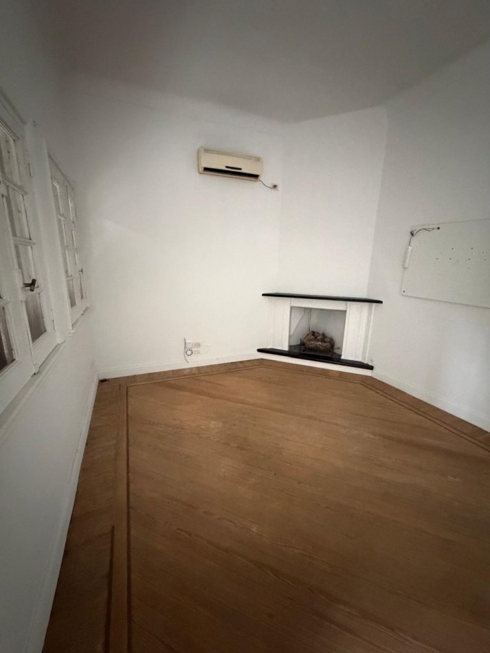 ALQUILER HERMOSA CASA, 3 AMBIENTES, TERRAZA CON PARRILLA, EXCELENTE UBICACION, LAVALLE 282 -BARRIO INGLES TEMPERLEY-