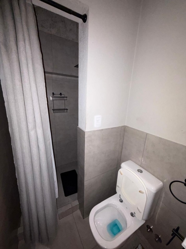 ALQUILER HERMOSA CASA, 3 AMBIENTES, TERRAZA CON PARRILLA, EXCELENTE UBICACION, LAVALLE 282 -BARRIO INGLES TEMPERLEY-
